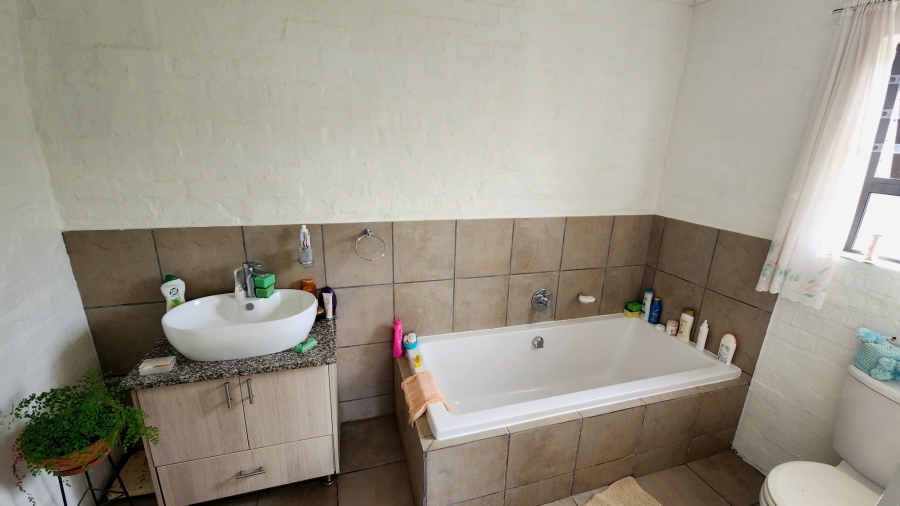1 Bedroom Property for Sale in Island View Western Cape